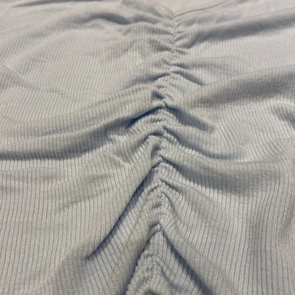 GARAGE- ripped top - Picture 3 of 5